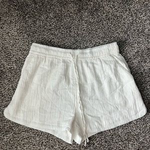 H&M white cotton shorts